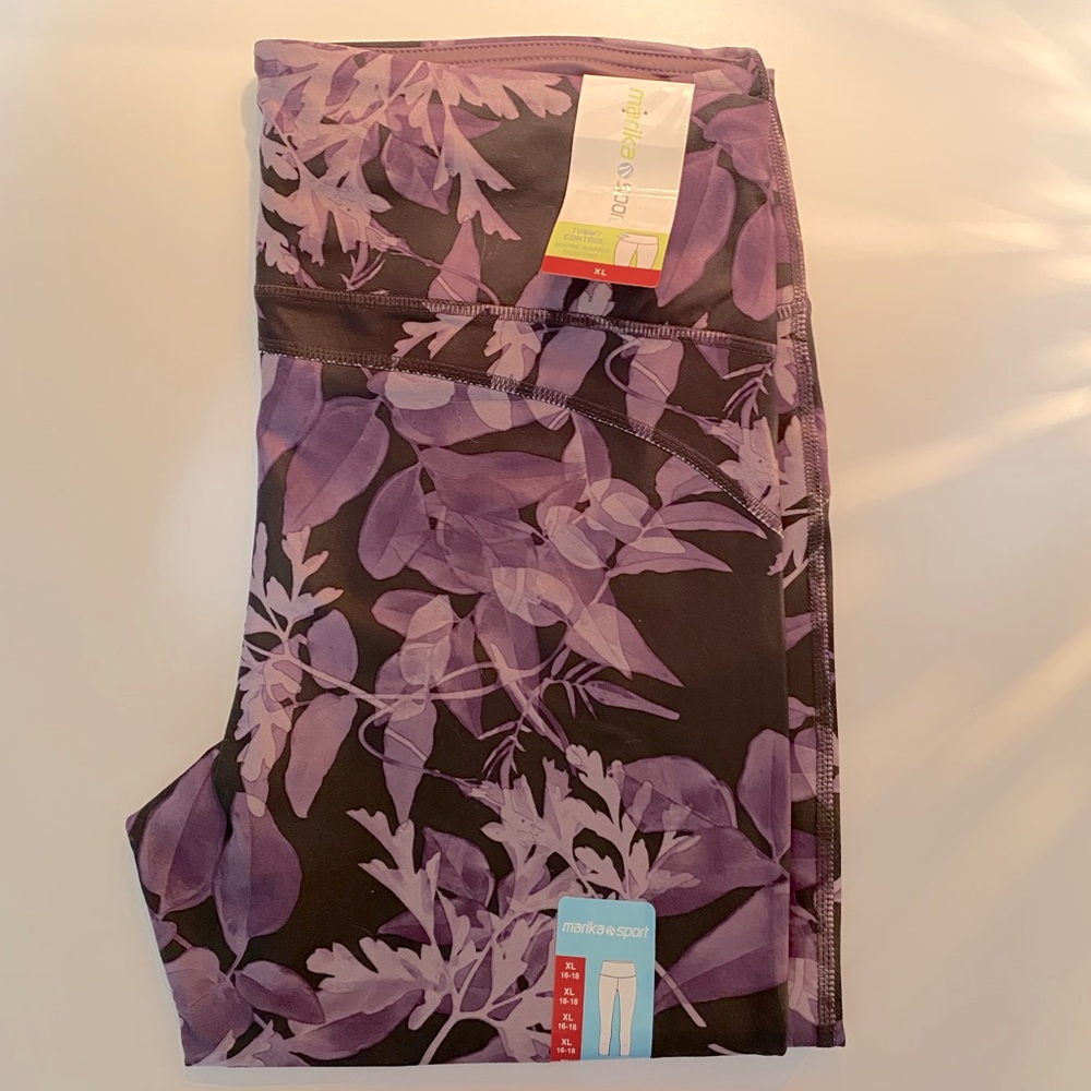 👟MARIKA SPORT👟 Above Ankle Leggings in Eye-Catching Purple Fern Print. XL NWT